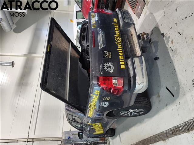 Toyota Hilux 2016-2020 , Motorkode: 2GD-FTV, Girkassekode: Automat
