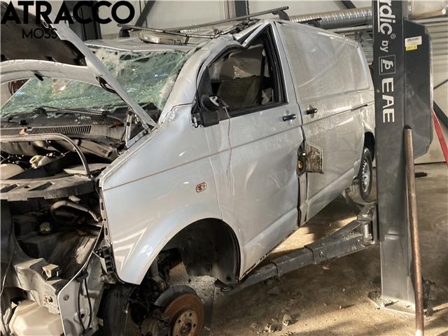 VW Transporter / Caravelle 2009-2015 (Fase 2) (T5) (T5), Motorkode: CAAC, Girkassekode: Manuell