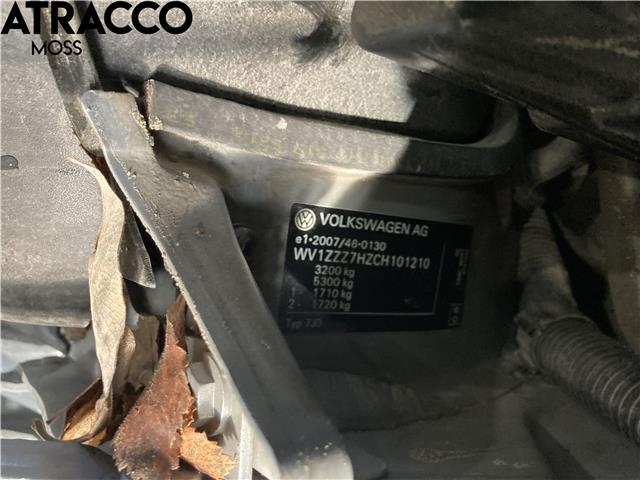 VW Transporter / Caravelle 2009-2015 (Fase 2) (T5) (T5), Motorkode: CAAC, Girkassekode: Manuell