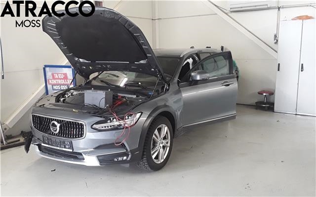 Volvo V90 / V90 CC / S90 2016-->> , Motorkode: D4204T14, Girkassekode: Automat