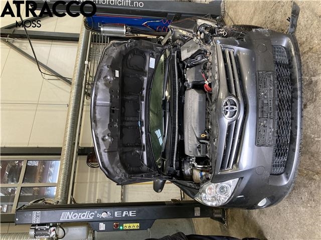 Toyota Auris 2010-2012 (Type I, Fase 2) , Motorkode: 1NR-FE, Girkassekode: Manuell