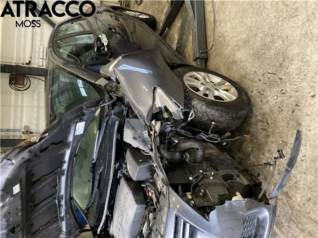 Toyota Auris 2010-2012 (Type I, Fase 2) , Motorkode: 1NR-FE, Girkassekode: Manuell
