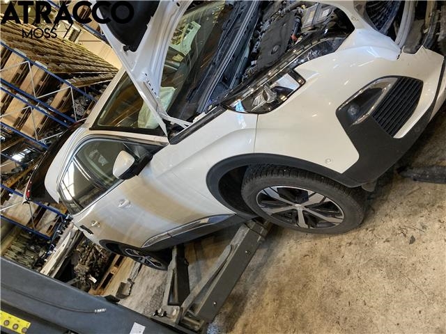 Peugeot 5008 2017-->> (Type II) , Motorkode: YHZ, Girkassekode: Automat