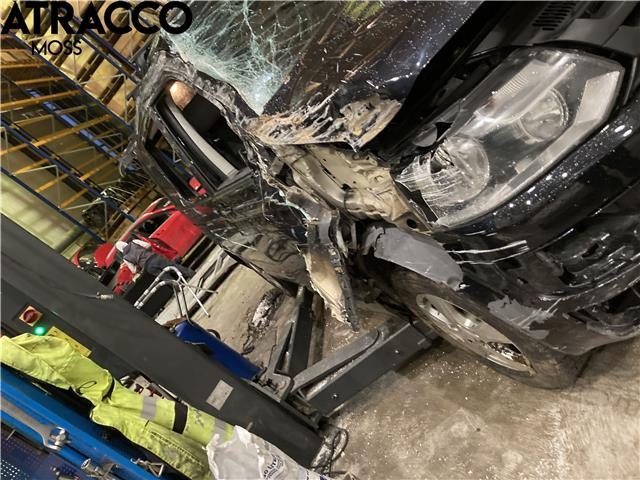 VW Transporter / Caravelle 2003-2009 (Fase 1) (T5) (T5), Motorkode: CAAC, Girkassekode: Manuell