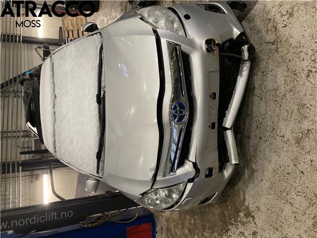 Toyota Auris 2010-2012 (Type I, Fase 2) , Motorkode: 2ZR-FXE, Girkassekode: Automat