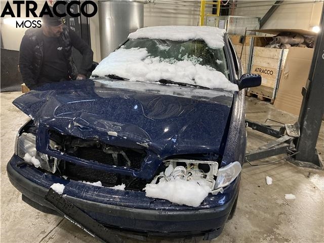 Volvo V40 / S40 2000-2004 (Type I, Fase 2) , Motorkode: B4164S2, Girkassekode: Manuell