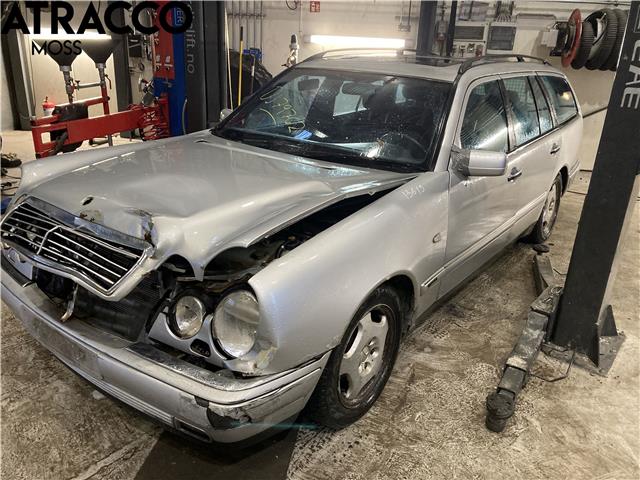 Mercedes E-Klasse 1995-2000 (Fase 1) (W210) (W210), Motorkode: M111.970, Girkassekode: