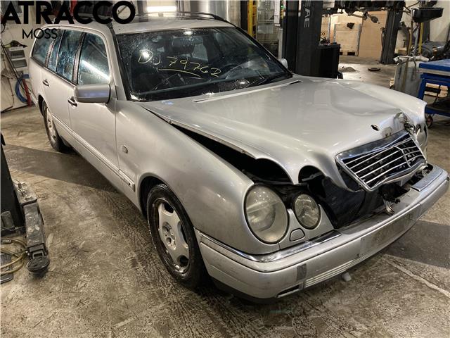 Mercedes E-Klasse 1995-2000 (Fase 1) (W210) (W210), Motorkode: M111.970, Girkassekode: