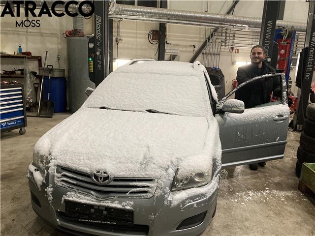 Toyota Avensis 2003-2008 (Type II) , Motorkode: 1AD-FTV, Girkassekode: Manuell