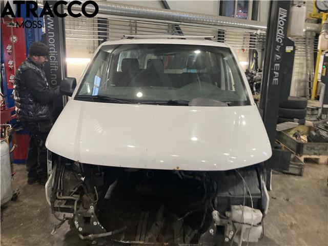 VW Transporter / Caravelle 2009-2015 (Fase 2) (T5) (T5), Motorkode: CAAC, Girkassekode: Manuell