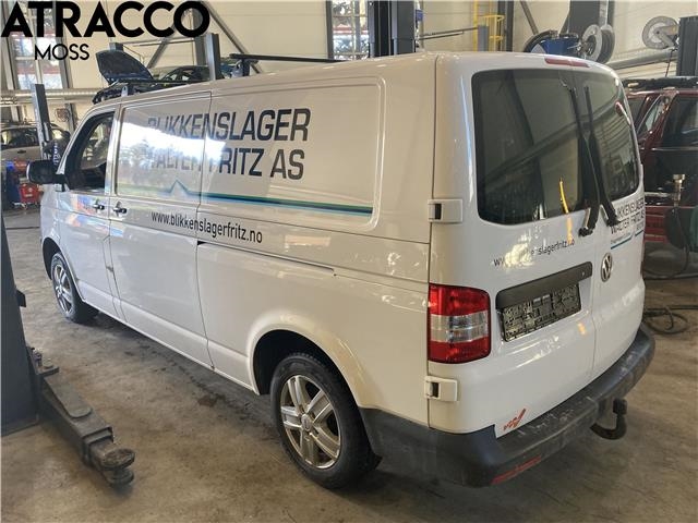 VW Transporter / Caravelle 2009-2015 (Fase 2) (T5) (T5), Motorkode: CAAD, Girkassekode: Manuell
