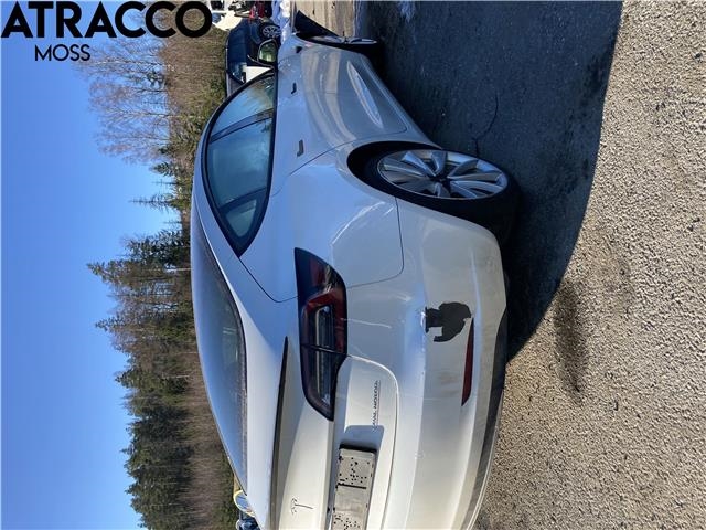 Tesla Model 3 2018-2023 (Fase 1) , Motorkode: 3D3, Girkassekode: Automat