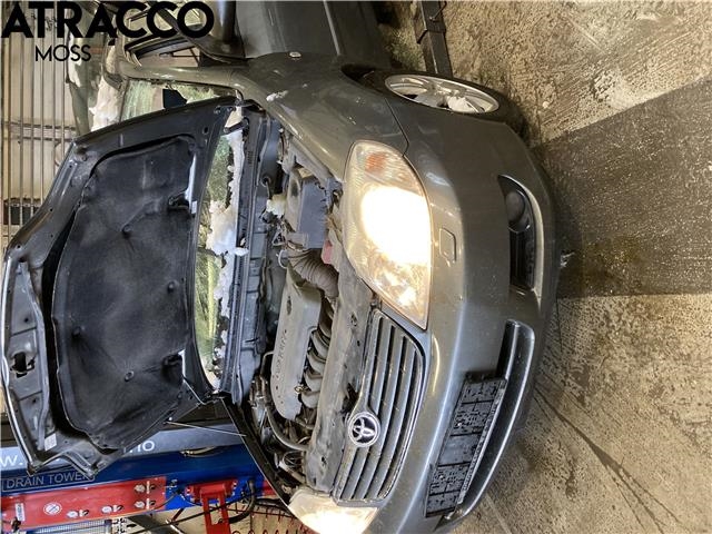 Toyota Corolla 2002-2007 , Motorkode: 3ZZ-FE, Girkassekode: Manuell
