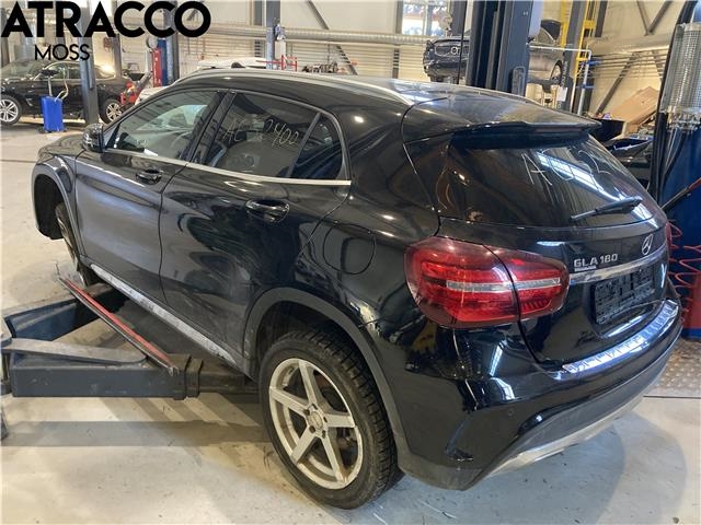Mercedes GLA 2014-2020 (X156) (X156), Motorkode: M270.910, Girkassekode: Automat