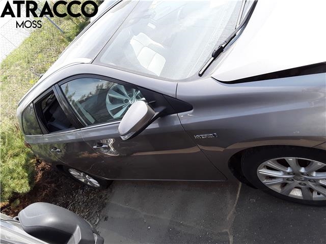 Toyota Auris 2013-2015 (Type II, Fase 1) , Motorkode: 2ZR-FXE, Girkassekode: Automat