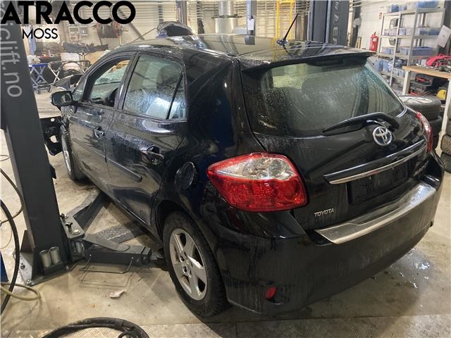 Toyota Auris 2010-2012 (Type I, Fase 2) , Motorkode: 2ZR-FXE, Girkassekode: Automat