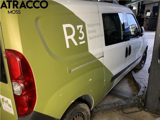 Opel Combo D 2012-2018 , Motorkode: A16FDH, Girkassekode: Manuell
