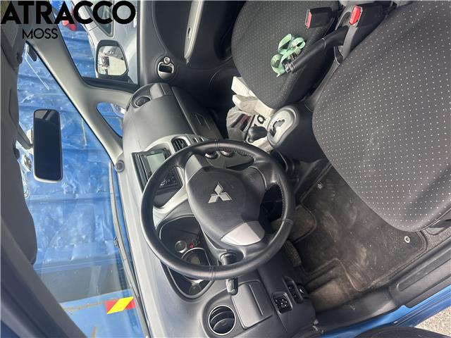 Mitsubishi i-MiEV 2010-->> , Motorkode: Y4F1, Girkassekode: Manuell