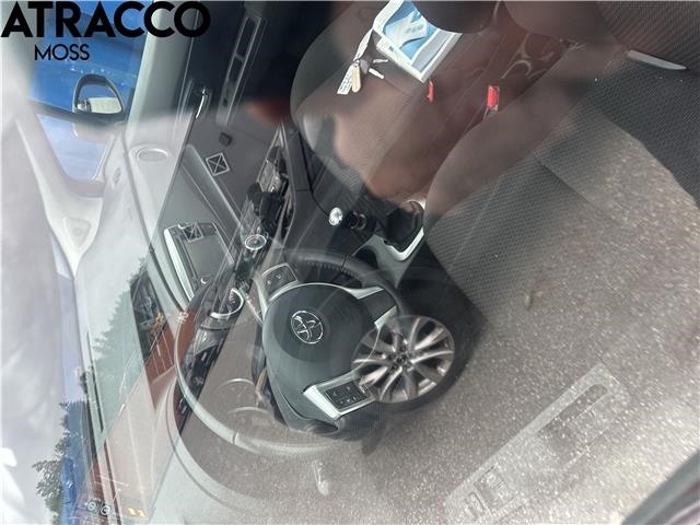 Toyota Yaris 2012-2014 (Type III, Fase 1) , Motorkode: 1NR-FE, Girkassekode: Manuell