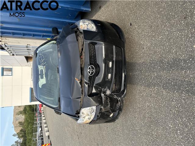 Toyota Auris 2010-2012 (Type I, Fase 2) , Motorkode: 1ZR-FAE, Girkassekode: Manuell