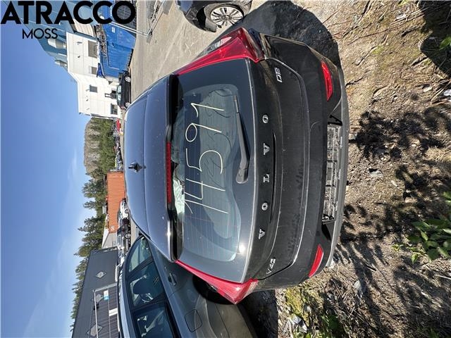 Volvo V40 2012-2019 , Motorkode: D4162T, Girkassekode: Automat