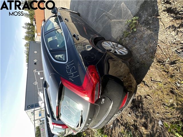 Volvo V40 2012-2019 , Motorkode: D4162T, Girkassekode: Automat