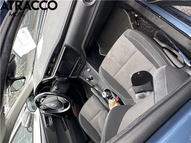Toyota Auris 2015-2019 (Type II, Fase 2) , Motorkode: 2ZR-FXE, Girkassekode: Automat