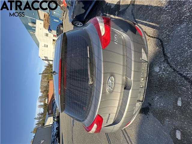 Hyundai i40 2012-2017 , Motorkode: G4FG, Girkassekode: Automat