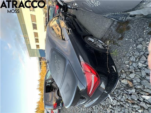 Mercedes CLA 2013-2019 (C117) (C117), Motorkode: M270.910, Girkassekode: Automat