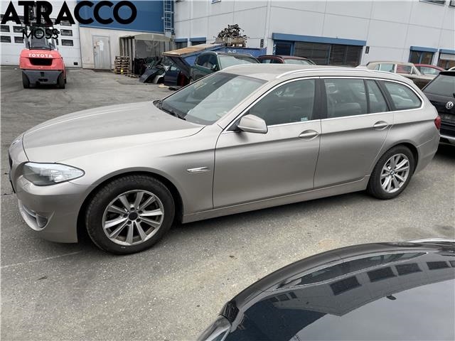 BMW 5-Serie 2010-2017 (F10/F11) (F10/F11), Motorkode: N47-D20C, Girkassekode: Automat