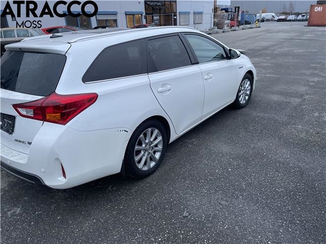Toyota Auris 2013-2015 (Type II, Fase 1) , Motorkode: 2ZR-FXE, Girkassekode: Automat