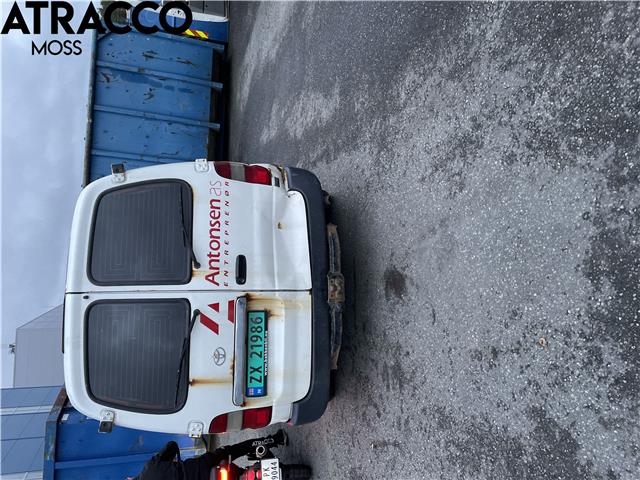 Toyota Hiace 2007-2012 (Fase 3) , Motorkode: 2KD-FTV, Girkassekode: Manuell