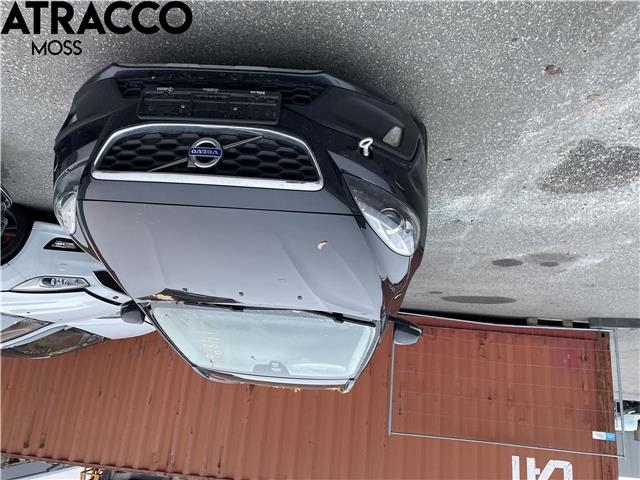 Volvo V40 2012-2019 , Motorkode: D4162T, Girkassekode: Manuell