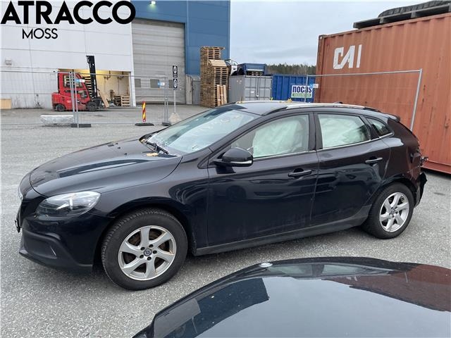 Volvo V40 2012-2019 , Motorkode: D4162T, Girkassekode: Manuell