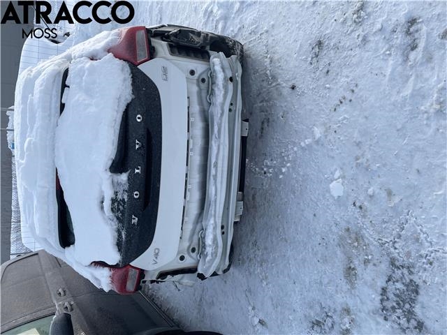 Volvo V40 2012-2019 , Motorkode: D4162T, Girkassekode: Manuell