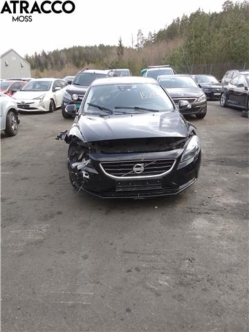 Volvo V40 2012-2019 , Motorkode: D4162T, Girkassekode: Manuell