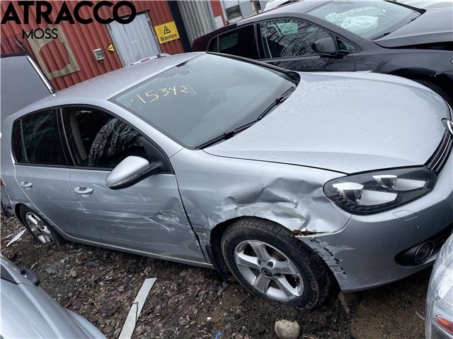 VW Golf VI 2008-2012 , Motorkode: CAYC, Girkassekode: Manuell