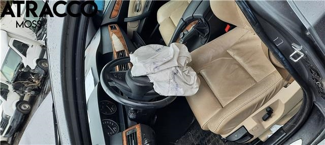 BMW 5-Serie 2003-2010 (E60/E61) (E60/E61), Motorkode: N47-D20C, Girkassekode: Manuell