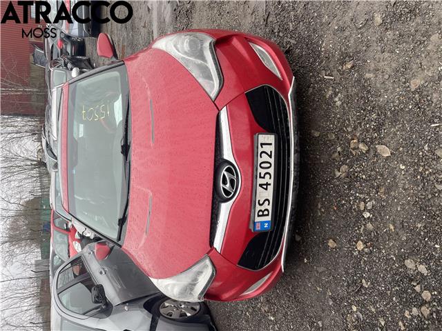 Hyundai Veloster 2011-2015 , Motorkode: G4FD, Girkassekode: Manuell