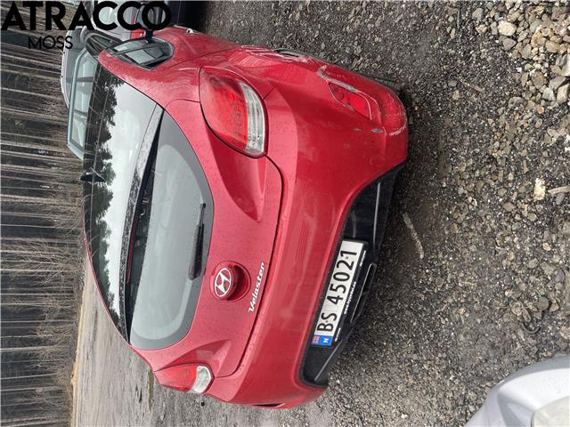 Hyundai Veloster 2011-2015 , Motorkode: G4FD, Girkassekode: Manuell