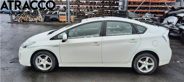 Toyota Prius 2009-2016 (Type III) (COMBI) (COMBI), Motorkode: 2ZR-FXE, Girkassekode: Automat
