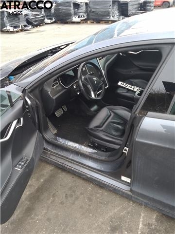Tesla Model S 2013-2016 (Fase 1) , Motorkode: L2S, Girkassekode: Automat