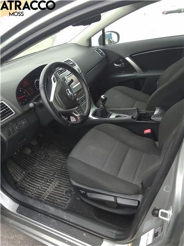 Toyota Avensis 2009-2015 (Type III, Fase 1) , Motorkode: 1AD-FTV, Girkassekode: Manuell