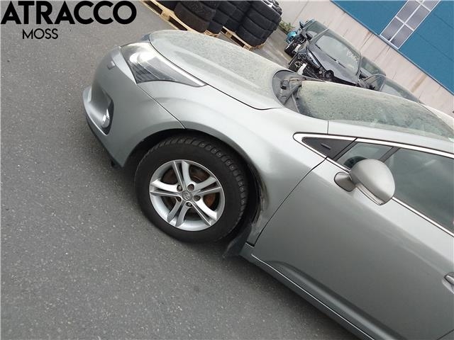 Toyota Avensis 2009-2015 (Type III, Fase 1) , Motorkode: 1AD-FTV, Girkassekode: Manuell
