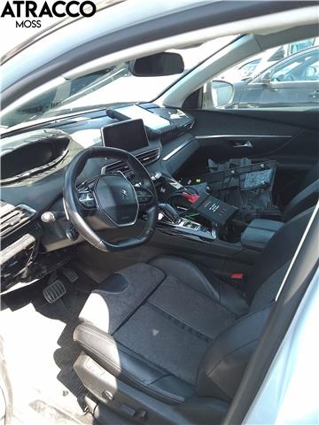 Peugeot 5008 2017-->> (Type II) , Motorkode: HNY, Girkassekode: Automat