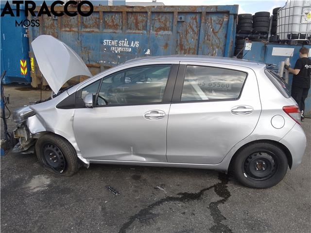 Toyota Yaris 2012-2014 (Type III, Fase 1) , Motorkode: 1KR-FE, Girkassekode: Manuell