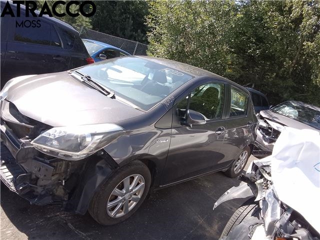 Toyota Yaris 2012-2014 (Type III, Fase 1) , Motorkode: 1NZ-FXE, Girkassekode: Automat