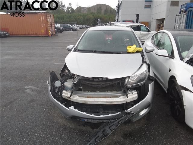 Toyota Yaris 2012-2014 (Type III, Fase 1) , Motorkode: 1NZ-FXE, Girkassekode: Automat