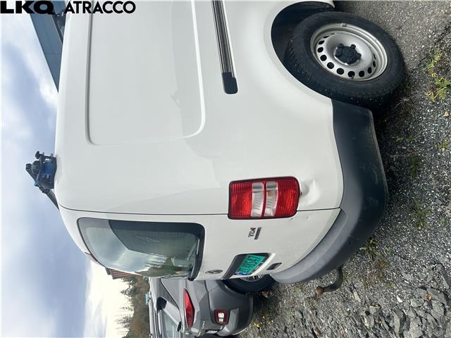 VW Caddy 2010-2015 (Type III, Fase 2) , Motorkode: CAYD, Girkassekode: Manuell