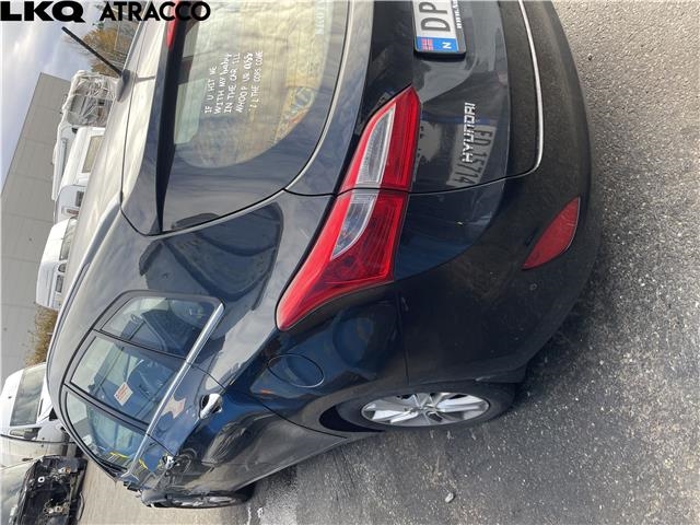 Hyundai i40 2012-2017 , Motorkode: G4FG, Girkassekode: Manuell